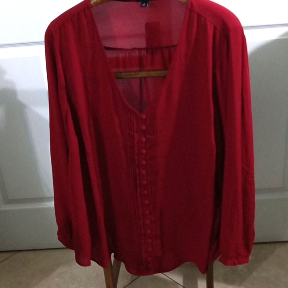 Torrid blouse size 3X red button front